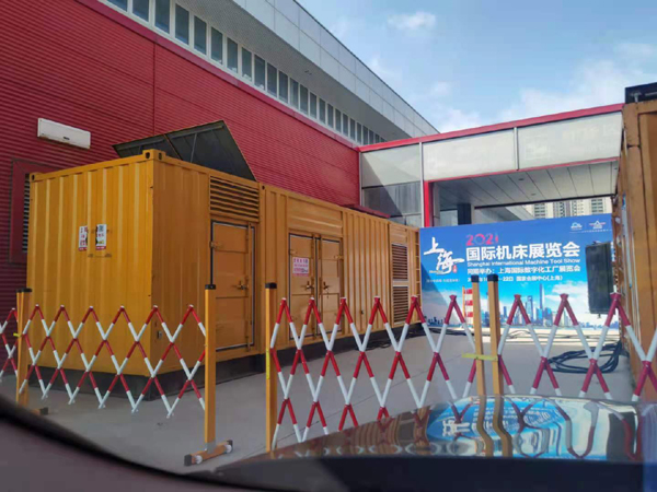 洛川发电车出租-发电机无电压或电压太低怎么办？