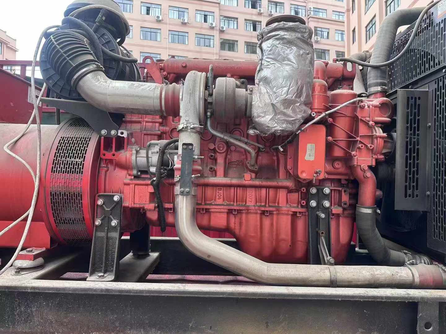洛川如何选择适合 600kW 柴油发电机组的过载保护器？