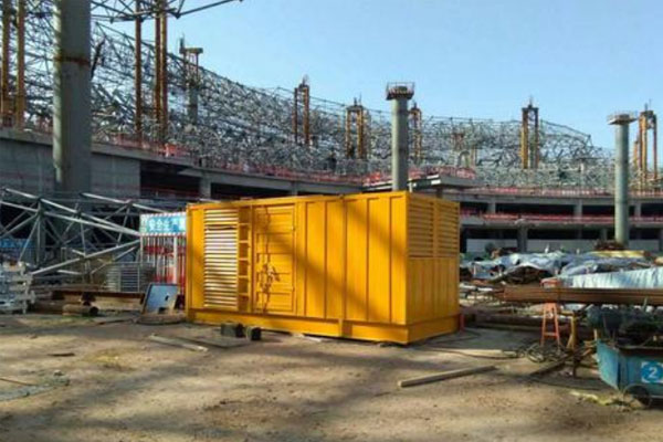 洛川发电机出租如何判断空气滤清器是否需要更换？